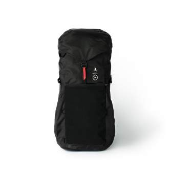 Рюкзаки - Moment Strohl Mountain Light 45L Backpack, Large, Black 106-159 - купить сегодня в магазине и с доставкой