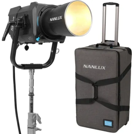 NANLUX EVOKE 2400B SPOT LIGHT IN FLIGHT CASE WITH 45 REFLECTOR IN SOFT BAG EVOKE 2400B KIT-FO