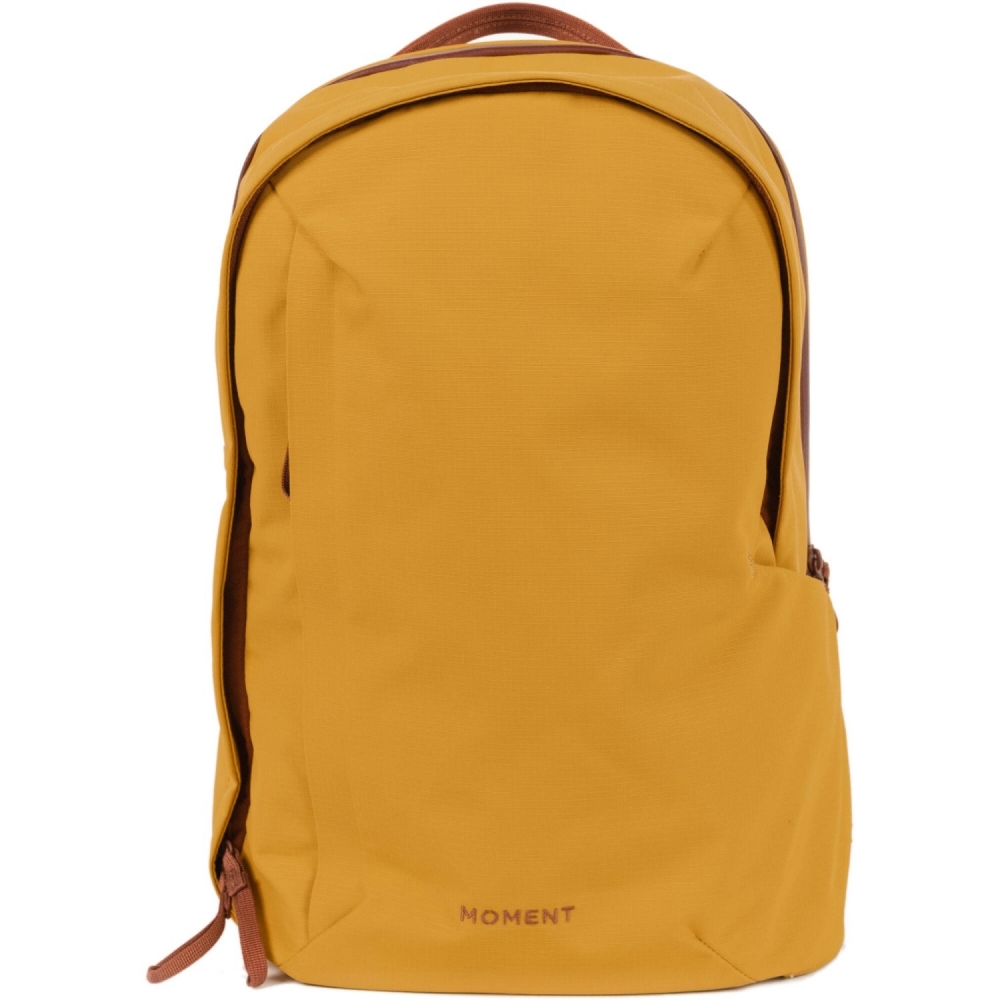 Moment Everything Backpack 17l Day Pack Workwear 106 177 106 177