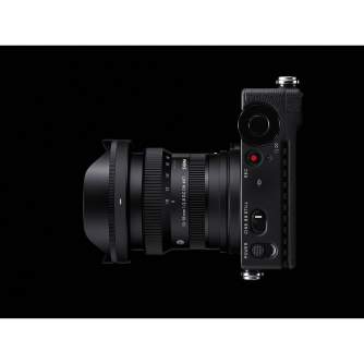 Objektīvi un aksesuāri - Sigma 10-18mm F2.8 DC DN priekš Sony E-mount platleņķa objektīvs noma