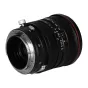 Tuvojums Venus Optics Laowa 15mm f/4.5R Zero-D Shift lensei Canon EF, ar melnu korpusu un sarkaniem akcentiem, sudraba stiprinājumu un detalizētu apertūras gredzenu. Lente ir novietota diagonāli, izceļot tās teksturēto rokturi, 
