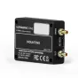 Беспроводной таймкод-трансивер Atomos AtomX Ultrasync One с золотыми разъемами, помеченными 'SYNC', 'USB 5V' и 'LTC', компактный дизайн и монтажные отверстия.