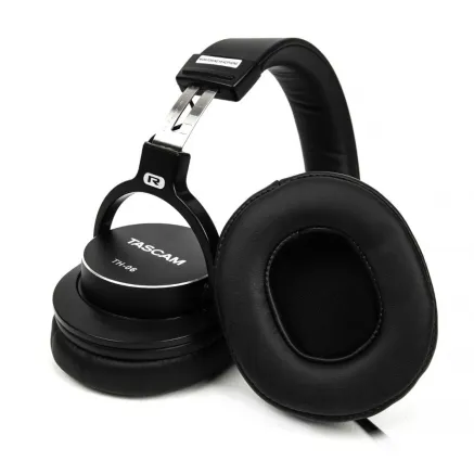 Tascam TH-06 Bass XL Monitoring Headphones