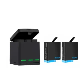 Зарядный кейс Telesin для GoPro Hero 8 с 2 батареями, открытая крышка с тремя слотами и зелеными индикаторами, батареи в комплекте