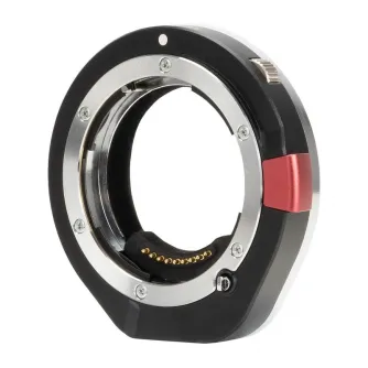 Techart TZG-01 virzītais adapteris Contax G un Nikon Z montāžām, ar kompakto dizainu, sarkano bloķēšanas pogu un vairākiem skrūvēm.