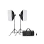 Godox MS200V-F divu studiijas zibspuldžu komplekts ar divām zibspuldzēm, softboxiem, regulējamiem gaismas statīviem, pārvadāšanas somu un bezvadu jaudas kontroles ierīci uz baltas fona.