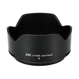 Черный JJC LH-90A petal lens hood для Nikon Z DX 50-250mm, виден спереди на белом фоне