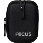 Черный кейс Focus Track RF 1000M с серебряной застежкой и белым логотипом 'FOCUS', компактный и прочный дизайн для точной оптики