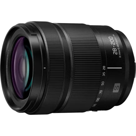 PANASONIC LUMIX S LENS 28-200MM F/4-7.1 MACRO S-R28200E