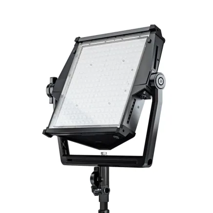 Двухцветная светодиодная панель Litepanels Astra IP 1x1 (936-1101)
