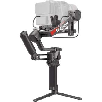 Video stabilizatori - DJI RS 4 Pro Combo kameras gimbal Stabilizators RS4 - perc šodien Master Foto veikalā un ar piegādi Profesionāļu labākā izvēle