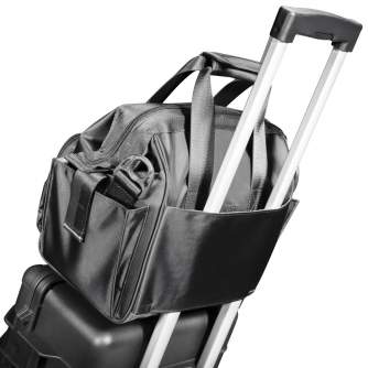 Наплечные сумки - mantona Nephrit Camera Bag - купить сегодня в магазине и с доставкой