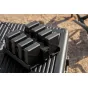 DJI TB51 Интеллектуальный зарядный хаб с восемью черными батарейными модулями, расположенными в два ряда, заряжает две батареи до 90% за 35 минут на складном кейсе с зелеными светодиодными индикаторами.