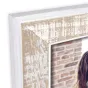 Zep Wooden Photo Frame WW2223 Levico 20x30 см - Рустикальный коричневый и белый изношенный рамка с текстурированной отделкой, пустое внутреннее пространство, на фоне размытых кирпичных стен