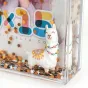 Фотофрейм Zep RB404 Shake Frame Alpaca 6 шт 10x15 см с декоративной фигуркой алпаки в цветном седле и с бусами на фоне золотого и серебряного шестиугольного конфетти.