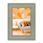 Zep Photo Frame DT323G Spoleto Grey 20x30 см - Стильная серая пластиковая рамка с классическим квадратным профилем и рельефной декорацией, идеально подходящая для размещения фото размером 20x30 см в домашних или офисных интерьер