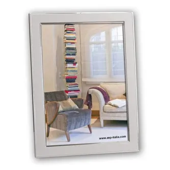 Фоторамка Zep S4023 Olimpia Silver 20x30 см с металлическим покрытием, идеально подходит для оформления воспоминаний в любом интерьере.