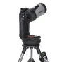 Телескоп Celestron NexStar Evolution 5 с WiFi-дистанционным управлением, установленный на штативе