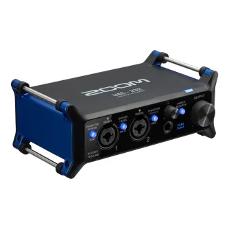 Аудиоинтерфейс Zoom UAC-232 с технологией 32-бит плавающей точки, двумя входами XLR/TRS и высококачественными предусилителями микрофонов для профессиональной записи