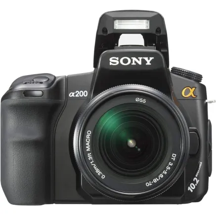 Sony a200 DT 19-70mm 3.5-5.6 kameras komplekts noma