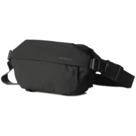 Moment Fanny Sling 2L v3 Black by Peak Design - Camera Bag 106-204