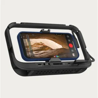 Рамки для камеры CAGE - Moment Supercage - Mobile Cage with Integrated USB-C Hub 107-154 - быстрый заказ от производителя