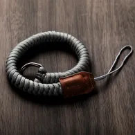 Straps & Holders - SmallRig Universal Braided Wristband (Gray) 5055 5055 - quick order from manufacturerStraps & Holders - SmallRig Universal Braided Wristband (Gray) 5055 5055 - quick order from manufacturer