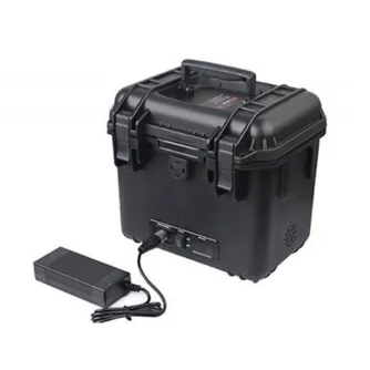 Swit S-4020 4-батарейный блок питания