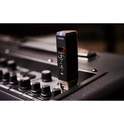 Roland BOSS WL-30XLR - Беспроводная система для XLR динамических микрофонов,