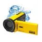 Водонепроницаемая видеокамера Easypix Aquapix WDV5630 с записью 4K, с эффектом брызг воды, вид спереди и сбоку с жёлтой упаковкой
