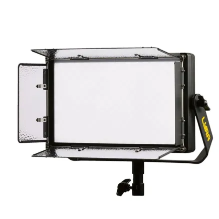 Ikan Lyra Half x 1 Bi-Color Studio Light