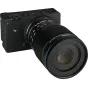 Объектив Laowa 90мм f/2.8 2X Ultra Macro APO для камеры Fujifilm с байонетом L-mount, демонстрирующий высокую четкость макро-съемки и апланатическую оптику, установленный на корпус камеры Fujifilm FP