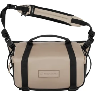 Wandrd ROGUE Sling 9L Yuma Tan
