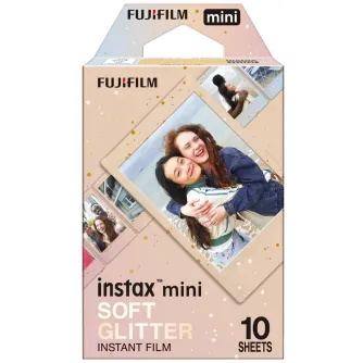 Фуджифильм Instax Mini плёнка Soft Glitter 10 листов в открытой упаковке, демонстрирующей яркие фотографии и блестящий дизайн рамки