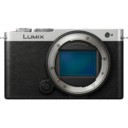 Panasonic Lumix DC-S9