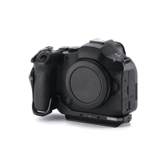 Полукейс Tilta для Canon R6 Mark III - вид сбоку в чёрном цвете с Arca-Swiss пластиной и креплениями для аксессуаров