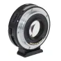 Metabones Canon EF uz RF adapteris ar 0.71x Speed Booster ULTRA - sānu skats ar optiskā stikla elementiem un kontroles riteni