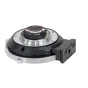 Metabones Canon EF uz Micro Four Thirds T CINE ātruma Booster XL 0.64x adapteris ar 6 elementu optiku un noņemamu Arca-tipa stativpēdu, sānu skats