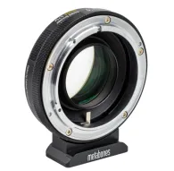 Metabones Canon FD uz Fujifilm X-Mount ātruma palielinātājs ULTRA 0.71x ar noņemamu Arca-tipa trijstūrisko kāju, redzams priekšējais lēcas elements un kvalitatīva misiņa konstrukcijaMetabones Canon FD uz Fujifilm X-Mount ātruma palielinātājs ULTRA 0.71x ar noņemamu Arca-tipa trijstūrisko kāju, redzams priekšējais lēcas elements un kvalitatīva misiņa konstrukcija