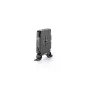 Батарейная плата Tilta Mini PD V-Mount черного цвета с выходами USB-C, P-Tap и 2-контактным разъемом Lemo, установленная на штативе для расширения питания камеры.