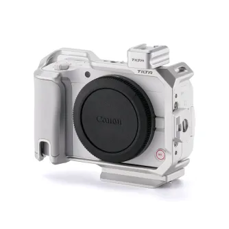 Tilta pilna kamera korpuss Canon R50 V - sudraba pusē ar aukstā pēdas montāžu, NATO sliedi un ergonomisku rokturi profesionālai fotogrāfijai