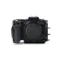 Крепкий чехол-каркас Tilta для Canon R6 Mark III — вид спереди с интегрированной Arca Swiss платформой и множеством точек крепления для аксессуаров