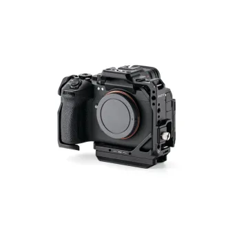 Комплект полной защиты Tilta для камеры Sony a1 II/a9 III - прочный черный защитный корпус с модульной конструкцией, креплением для вспышки, резьбовыми отверстиями M3 и зажимом для HDMI-кабеля для надежной фиксации аксессуаров