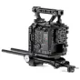 Tilta ES-T22-B Canon C400 kameras modulārā tilpne ar augšējo rokturi, sānu plāksnēm, apakšējo Manfrotto plāksni un 15 mm stienīšiem profesionālai montāžai