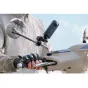 Крепление Insta360 INST110-47 для зеркала мотоцикла с установленной экшн-камерой на стойке зеркала для стабильной съемки третьим лицом