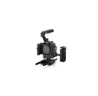 Профессиональный кейс Tilta для камеры Sony Alpha 7 V с ручками Xeno сверху и сбоку, базовой пластиной Arca-Swiss и зажимом для кабелей в черном цветеПрофессиональный кейс Tilta для камеры Sony Alpha 7 V с ручками Xeno сверху и сбоку, базовой пластиной Arca-Swiss и зажимом для кабелей в черном цвете
