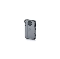 Tilta Khronos iPhona 15/16 Pro Max dzesēšanas un uzglabāšanas sistēma - pelēkā krāsā, aizmugurējais skats ar integrētu dzesētāju un USB-C portuTilta Khronos iPhona 15/16 Pro Max dzesēšanas un uzglabāšanas sistēma - pelēkā krāsā, aizmugurējais skats ar integrētu dzesētāju un USB-C portu