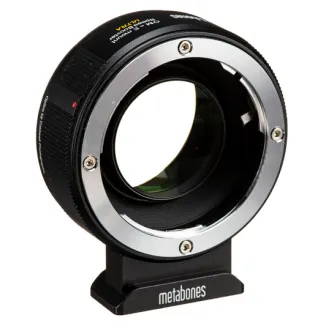 Metabones Olympus OM uz Sony E-Mount Speed Booster ULTRA 0.71x adapteris ar precīzi apstrādātu misiņa konstrukciju un noņemamu statīva kāju