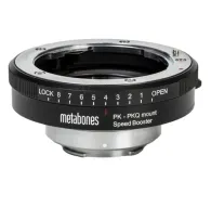 Metabones Devil Q666 0.50x ātruma palielinātājs Pentax K uz Pentax Q montāžai ar numurētu bloķēšanas skalu, 'PK - PKQ montāžas ātruma palielinātājs' uzlīmi un metāla konstrukciju ar melnu ārējo gredzenu.Metabones Devil Q666 0.50x ātruma palielinātājs Pentax K uz Pentax Q montāžai ar numurētu bloķēšanas skalu, 'PK - PKQ montāžas ātruma palielinātājs' uzlīmi un metāla konstrukciju ar melnu ārējo gredzenu.