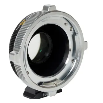 Адаптер Metabones PL к X-mount T Cine Speed Booster ULTRA 0.71x с отъемной Arca-типой штативной ногой, вид сбоку